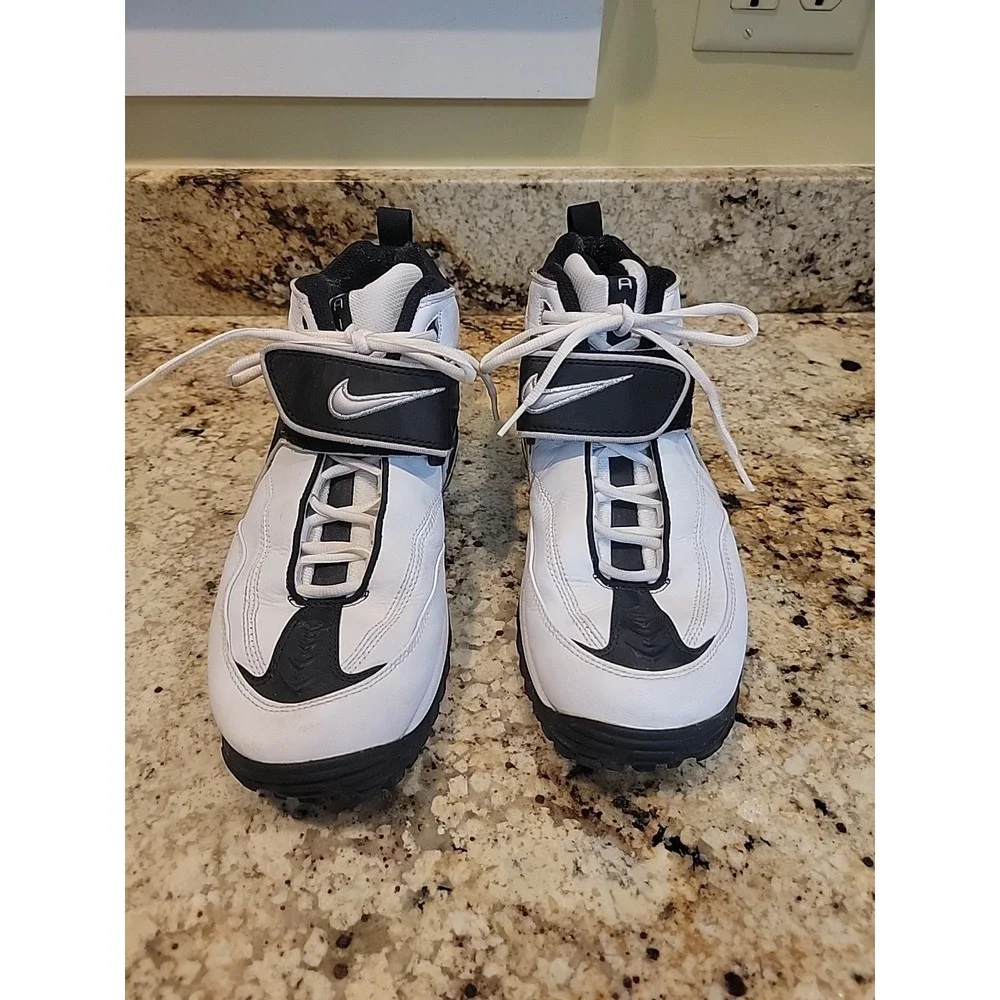 Vintage Y2K Nike Zoom Turf Training Style 821015-103 2000 Manufactured Date 12.5